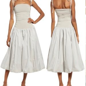NWT AMY LYNN Tie Shoulder Midi Dress in light grey
